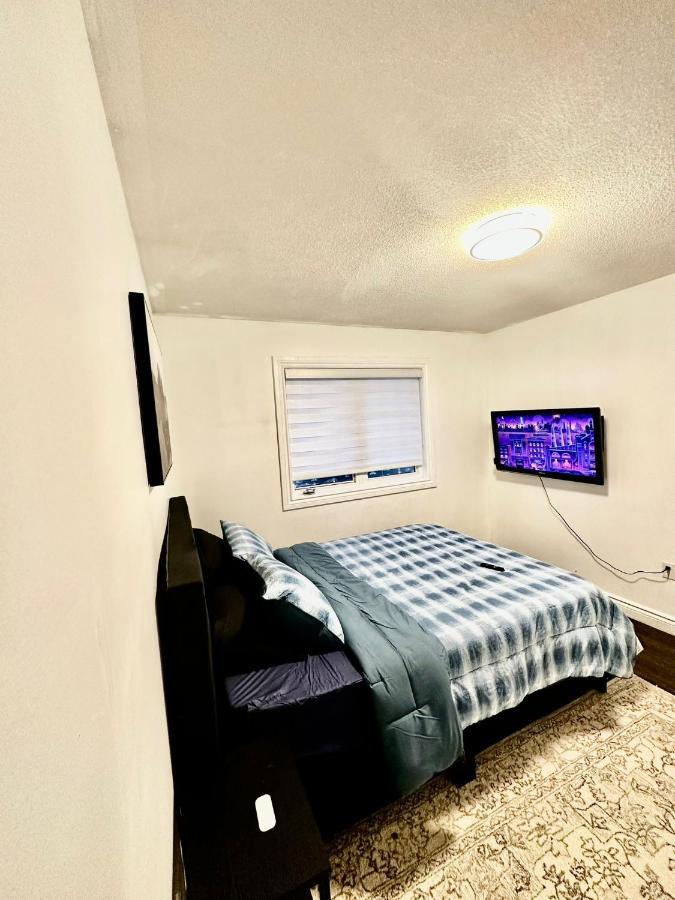 Deluxe Double Room Ii- Hazel Stays Mississauga Exteriér fotografie